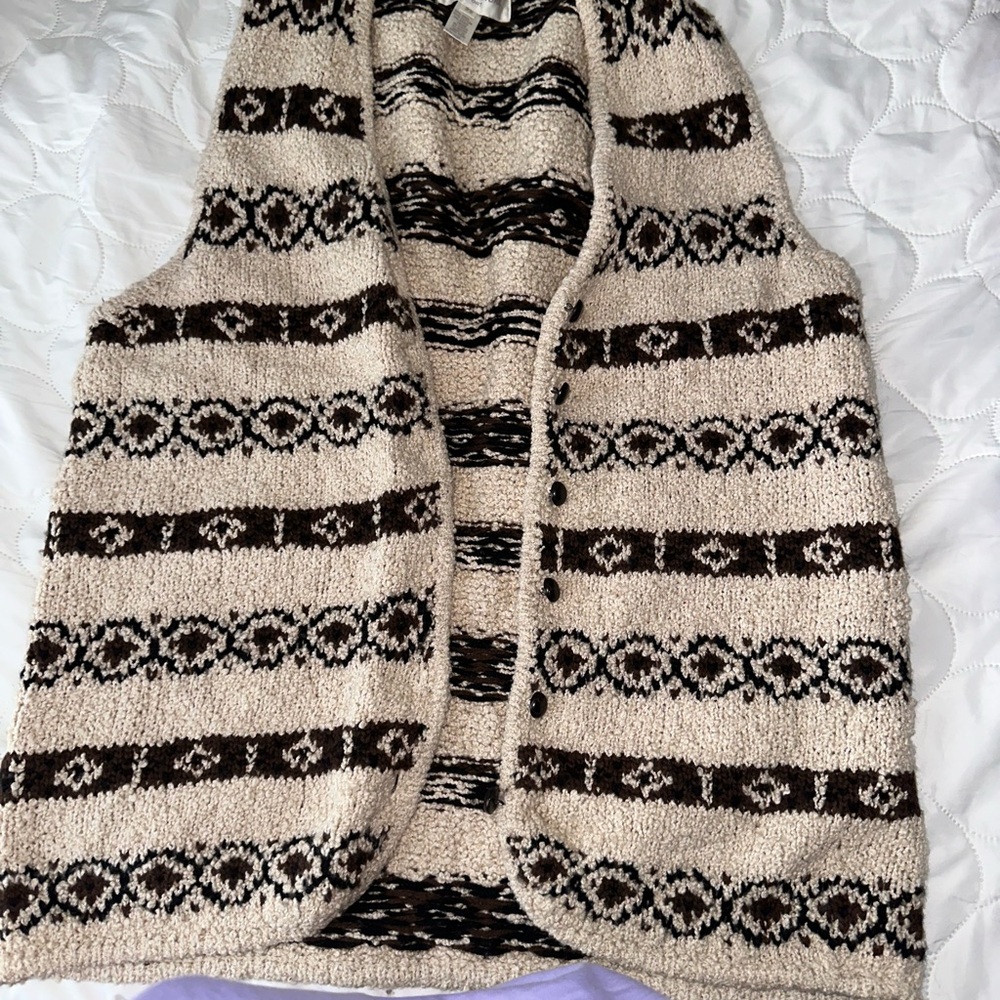 Jones New York Cream and Brown Knit Vest
